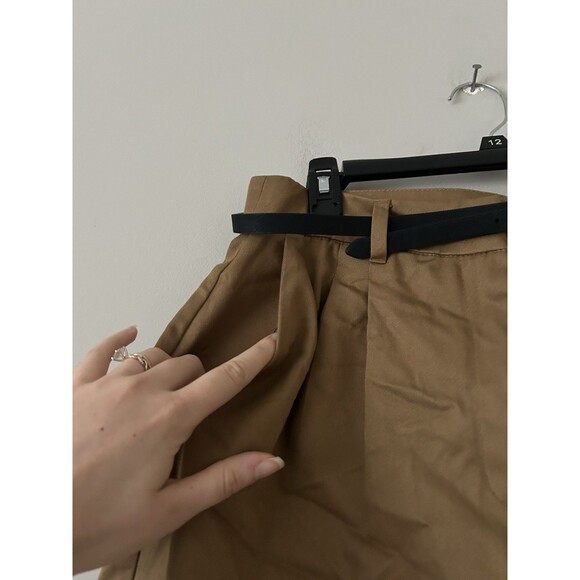 Old Navy Taylor High Waisted Pleated Shorts Size Medium New And Black Thin Belt - Picture 4 of 7